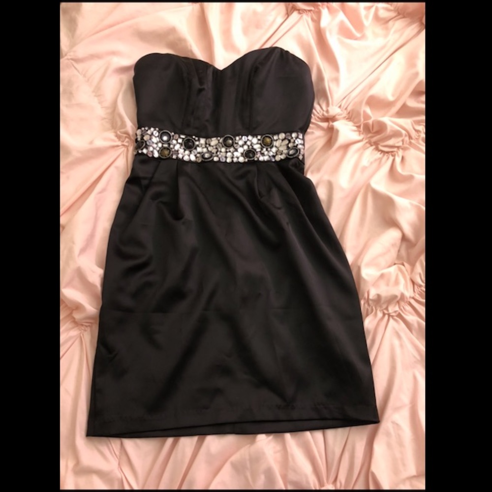 Black strapless cocktail semiformal dress